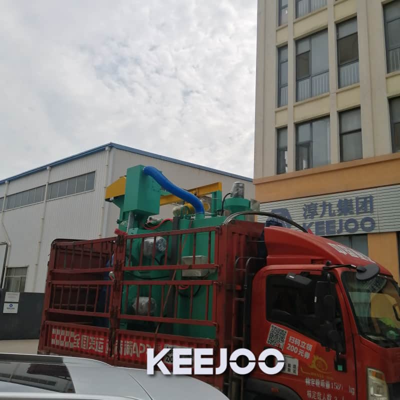 Customized hook-type shot blasting machine loading completed; successfully shipp